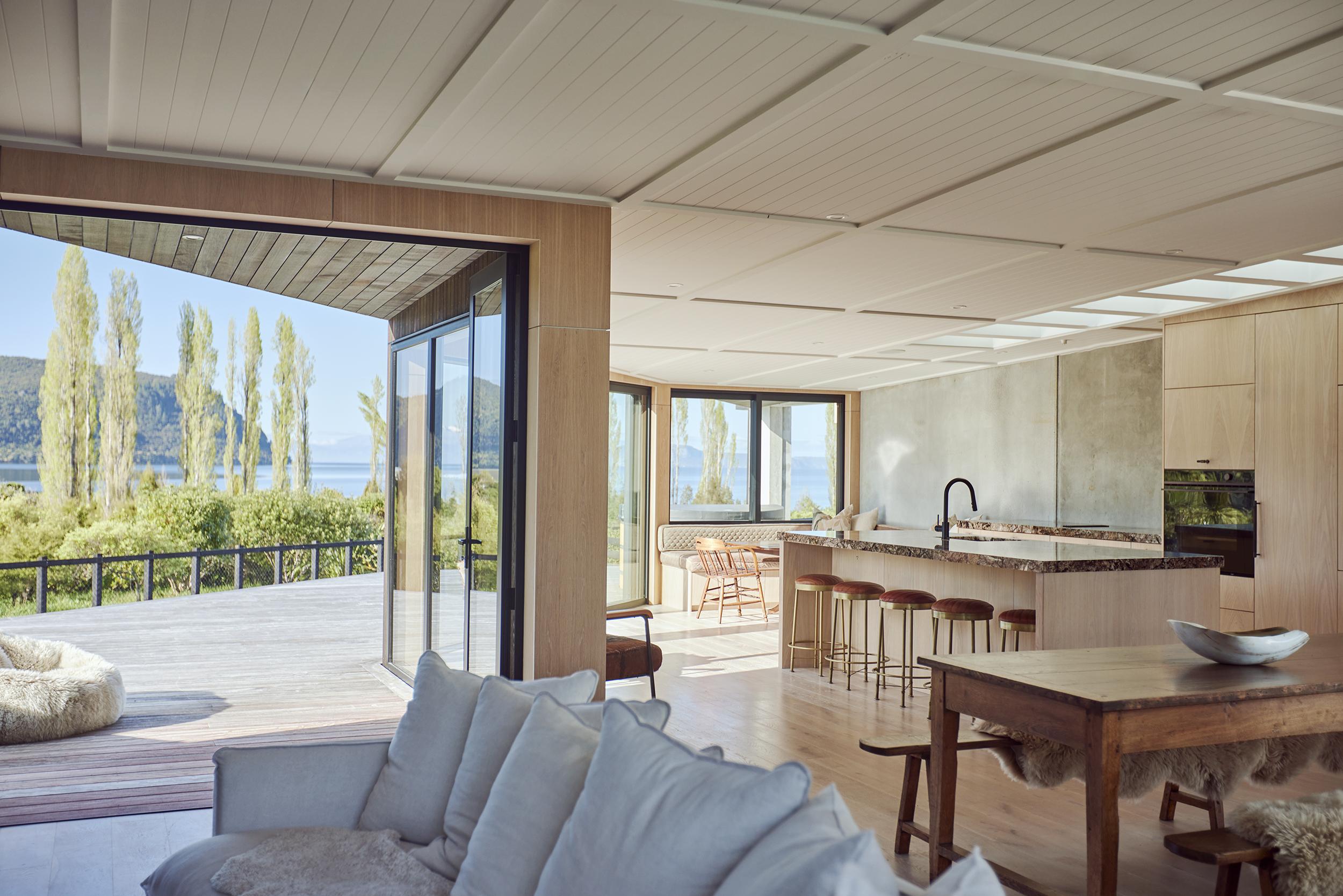 Designer kitchen with panelled ceiling BOON