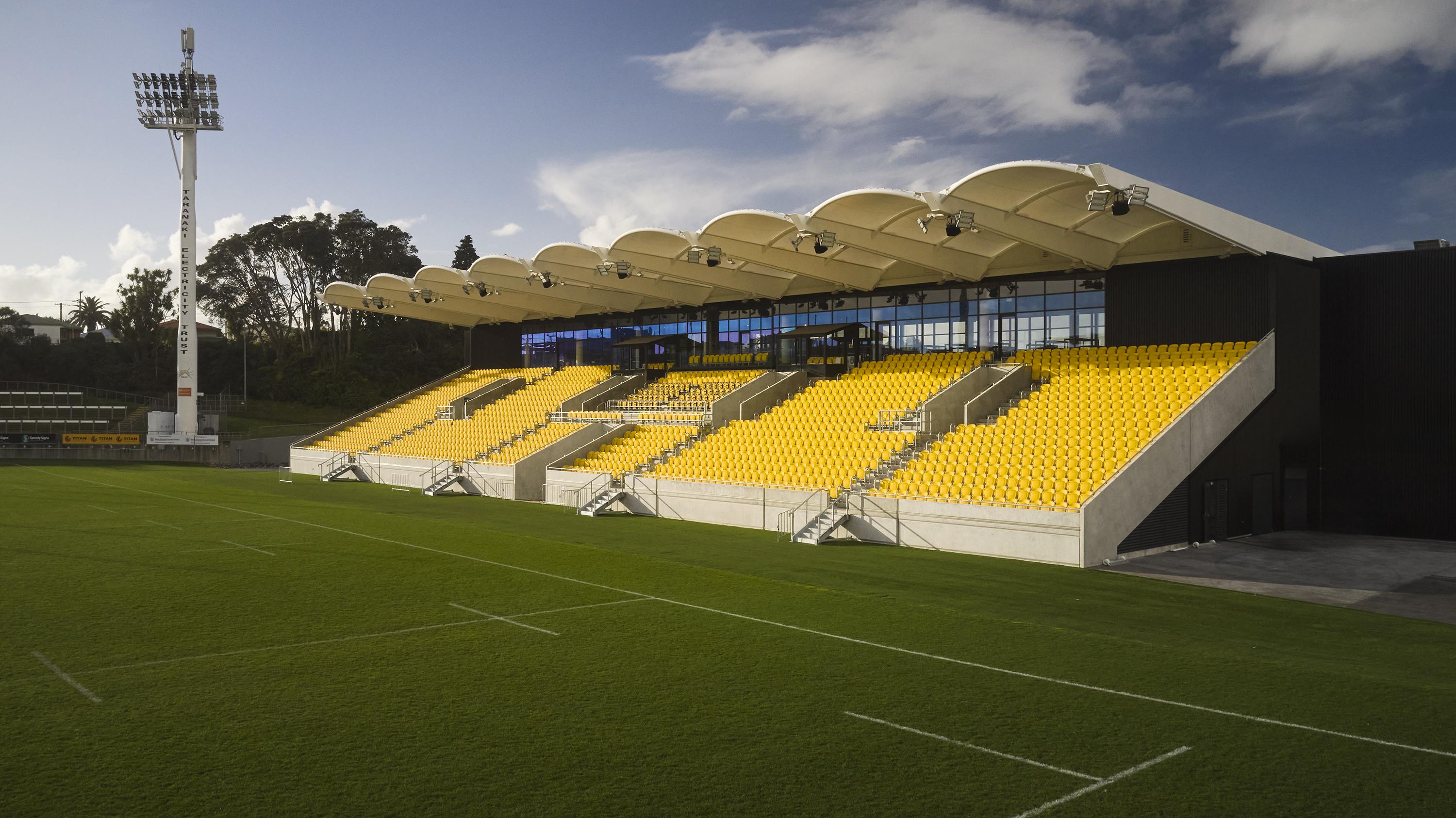 MattQueuereuee StadiumTaranaki 0819